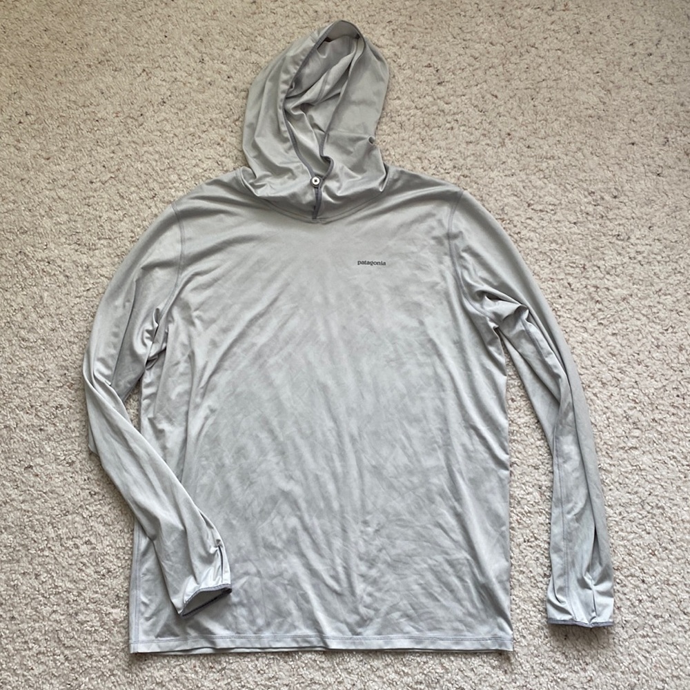 Patagonia worn wear base layer, grey, hooded. Men’s size large